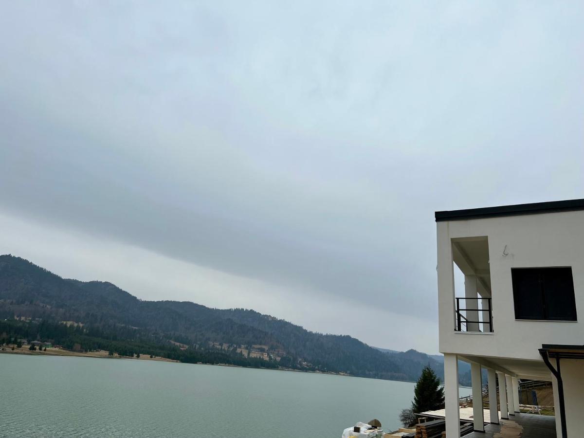 Casa Eden - Apartamente Langa Lac Colibita Bagian luar foto