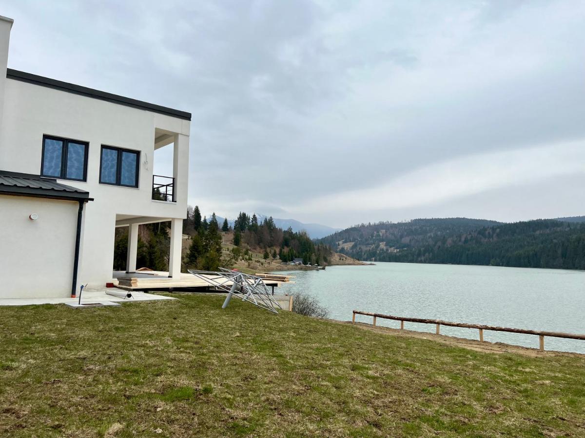 Casa Eden - Apartamente Langa Lac Colibita Bagian luar foto