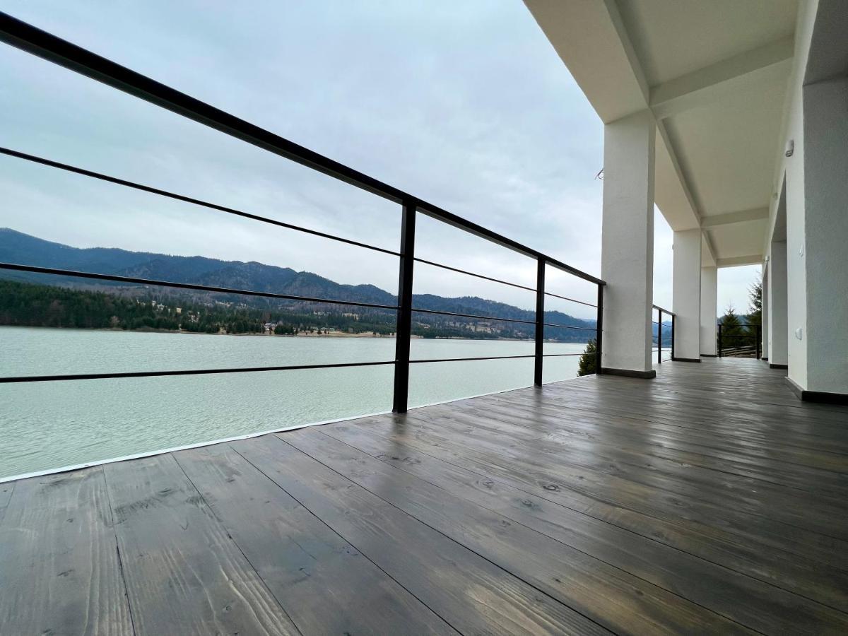 Casa Eden - Apartamente Langa Lac Colibita Bagian luar foto