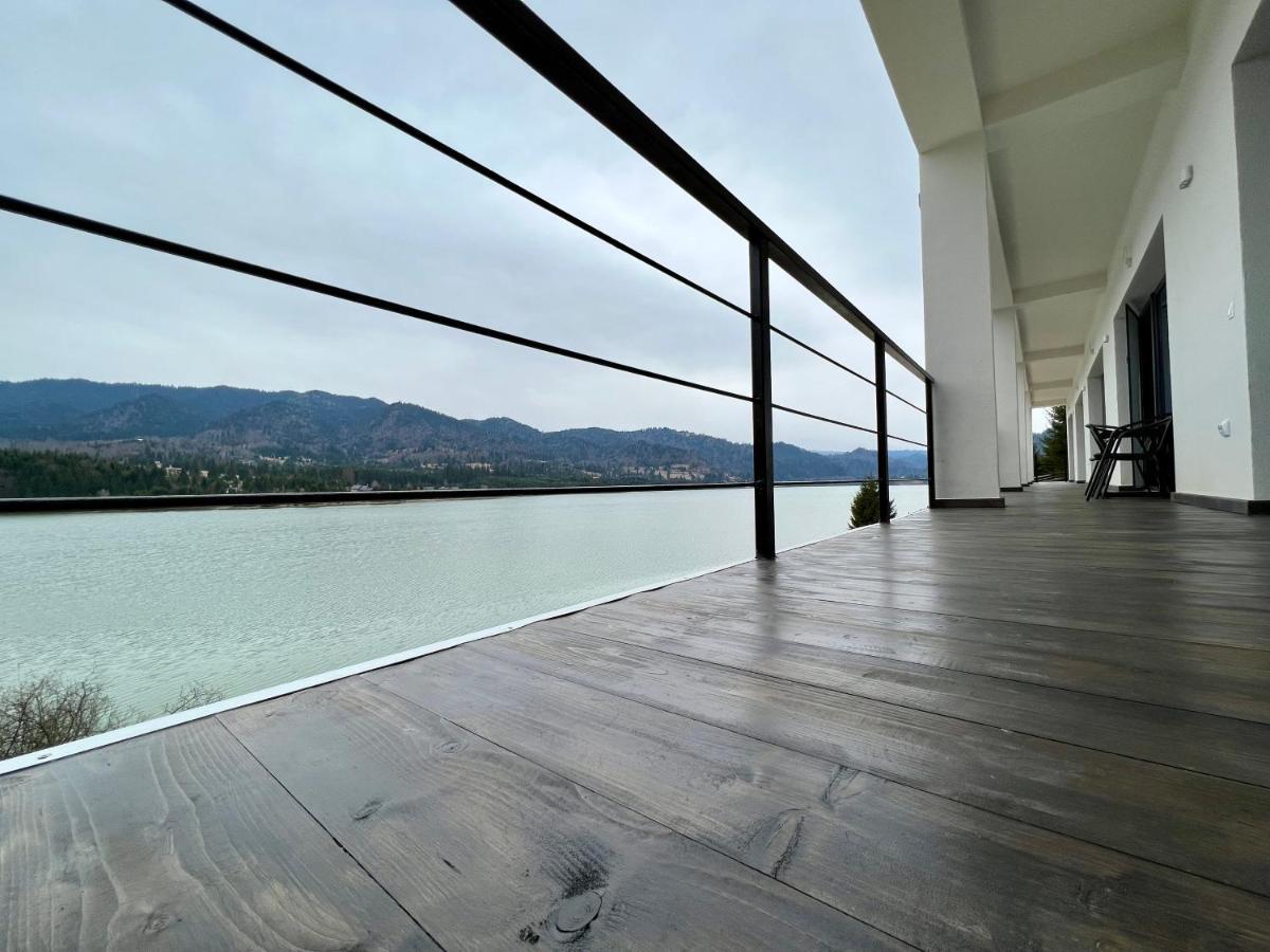 Casa Eden - Apartamente Langa Lac Colibita Bagian luar foto