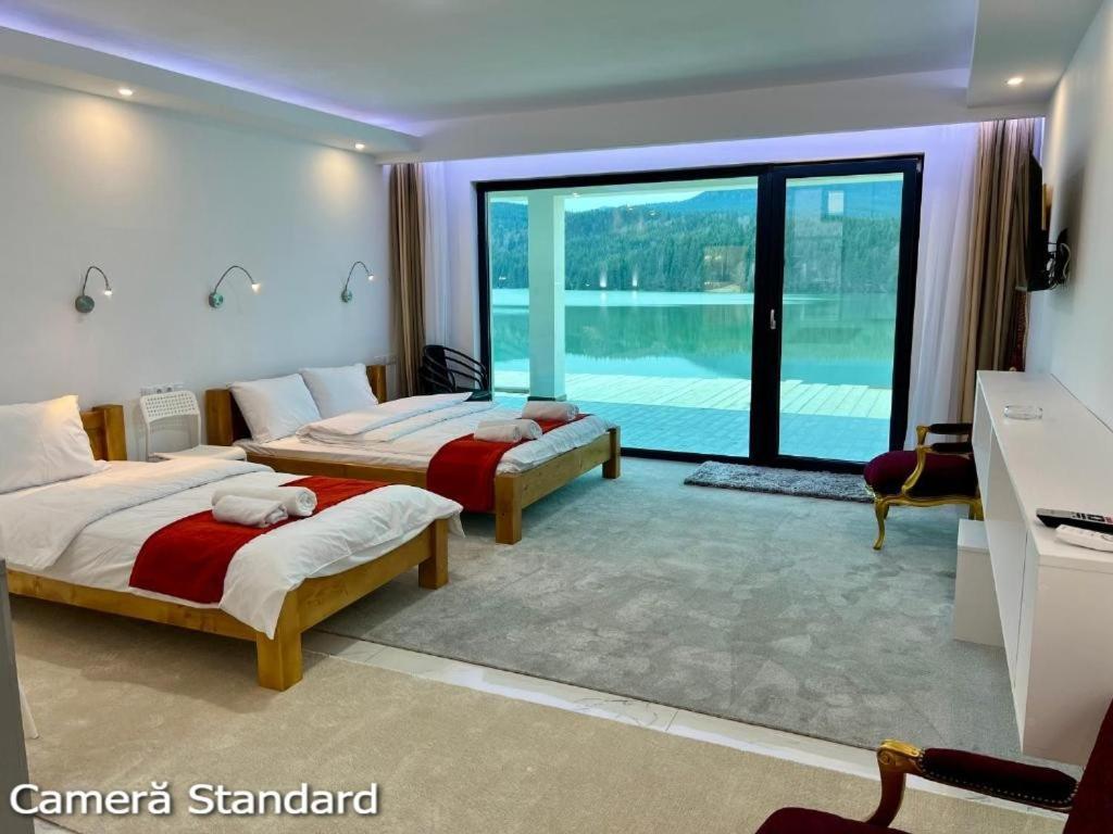 Casa Eden - Apartamente Langa Lac Colibita Bagian luar foto