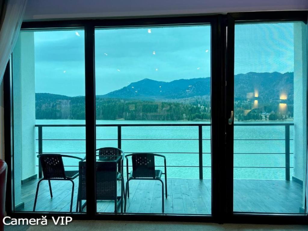 Casa Eden - Apartamente Langa Lac Colibita Bagian luar foto
