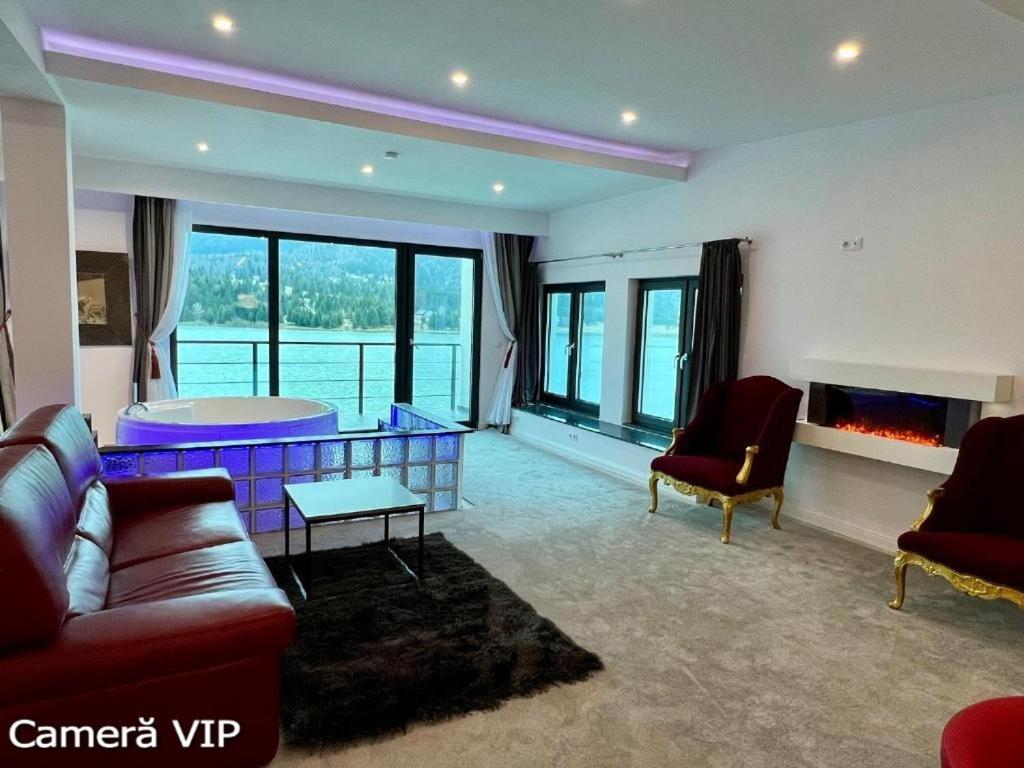 Casa Eden - Apartamente Langa Lac Colibita Bagian luar foto