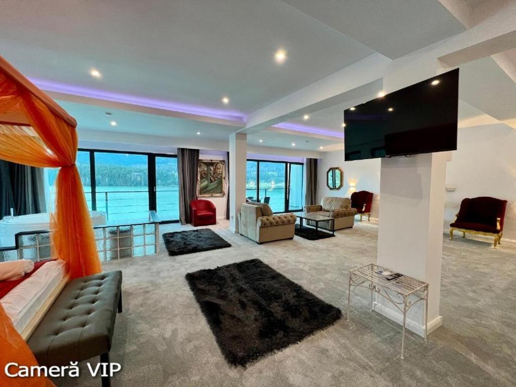 Casa Eden - Apartamente Langa Lac Colibita Bagian luar foto