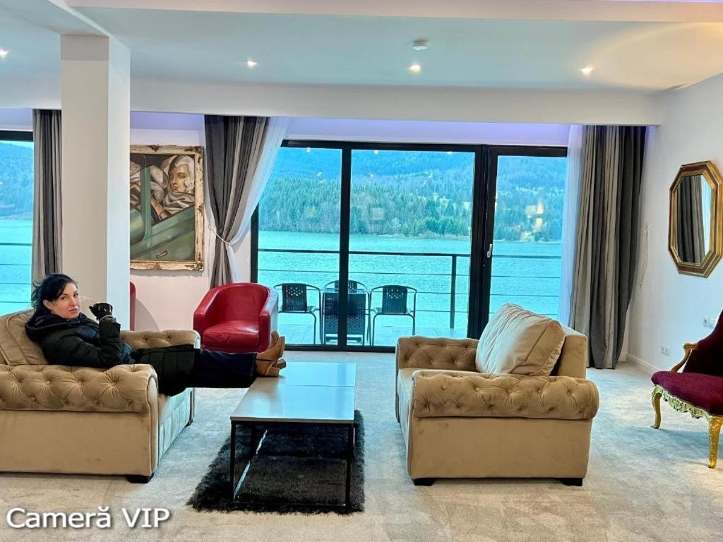 Casa Eden - Apartamente Langa Lac Colibita Bagian luar foto