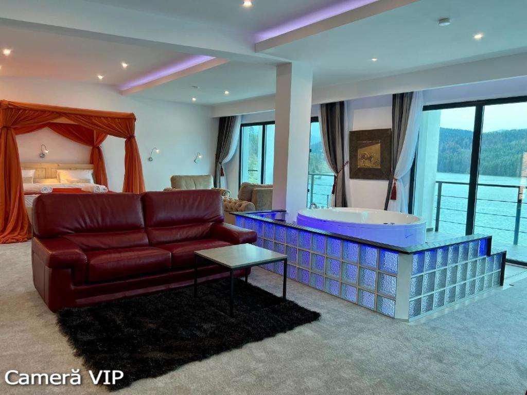 Casa Eden - Apartamente Langa Lac Colibita Bagian luar foto